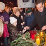 111211gyertyagyujtas