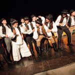 Balassi Táncegyüttes Vásár című előadása a Vízi Színházban