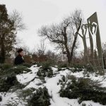 Szenes János és Lázár Zsolt esperes (Fotó: Tatai László)