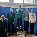 Hajduch Nándor a dobogón (balról fekete melegítőben)