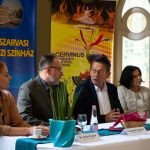 Dr. Dósa Zsuzsa, Fekete Péter, Babák Mihály, dr. Szabó Károlyné és Seregi Zoltán (Fotó: Babák Zoltán)