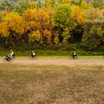 E-bike-túrázók a Körös-gáton (Fotó: Babák Zoltán)