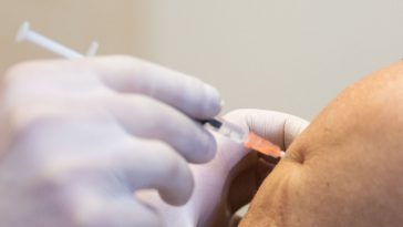 Koronavírus elleni oltás a Szarvasi Szakorvosiban