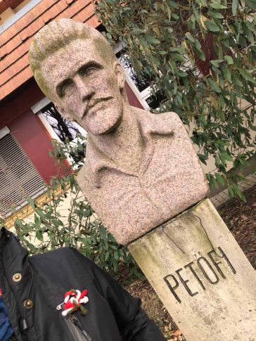 A forradalmi városfoglaló kezdőpontja