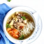 Ginsenggel felturbózott gyógynövényes pulykanyakleves