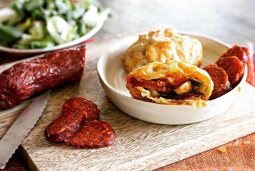 Pulykakolbászos-gombás batyu