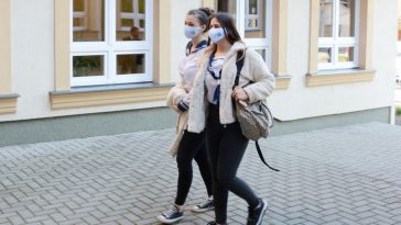 Érkeznek az érettségizők a Vajdába