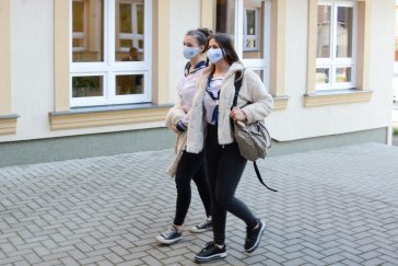 Érkeznek az érettségizők a Vajdába