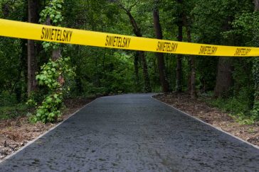 A kerékpárút ligeti páyalejáró felőli vége felől kezdődött az aszfaltozás