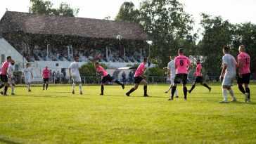 Heves zápor tarkította a második félidőt