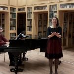 Tatai Nóra a versenydarabjában (Forrás: Youtube)