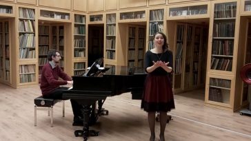 Tatai Nóra a versenydarabjában (Forrás: Youtube)