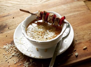 Sörös sajtleves pulykanyárssal