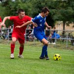 A szentandrási Olasz Imre (kékben)