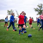 Edzésen az első szentandrási lánycsapat