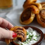 Sonkás-aszalt paradicsomos tekercsek