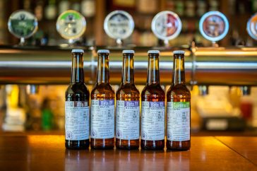 Szent András-is söcsapok előtt az ifjabb generáció, a TesztAndrás jelenleg kapható kísérleti sörei