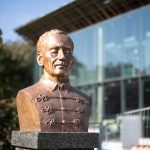 Wass Albert mellszobra ismét a Körös-parton