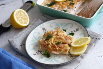 Csőben sült sonkás póréhagyma citromos-mentás besamel mártással