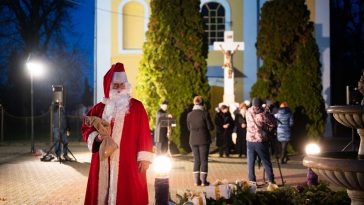 A Mikulás gyújtotta meg a második gyertyát Szentandráson