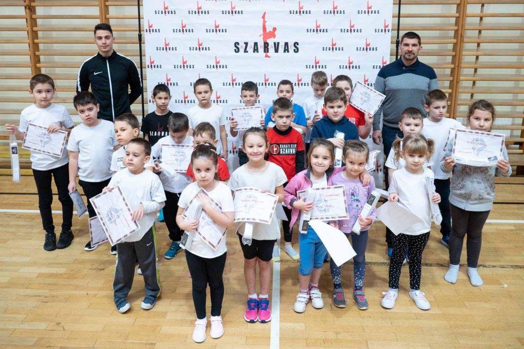 Számos újdonsült fehérövessel erősödött a Szarvasi Harcművész és Küzdősport Egyesület 