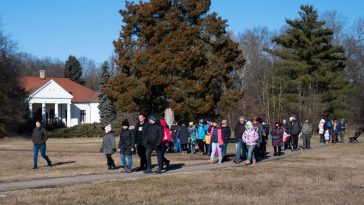 Nagy érdeklődés volt a Körösvölgyi Állatpark évadnyitó túrájára