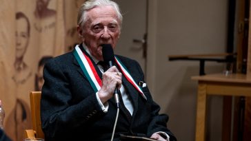 Kisléghi Nagy Lehel 2021. november 5-én a szarvasi Városi Könyvtárban tartott könyvbemutatóján