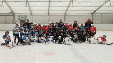 U10-es csapatunk középen fekete szerelésben