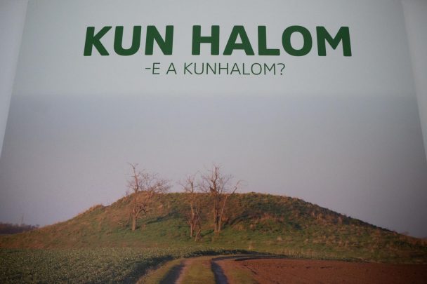 Minden, amit a kunhalmokról tudni szerettünk volna, de nem volt kitől megkérdezni