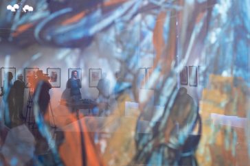 Újabb tárlat nyílt Erdélyi Attila festményeiből a Tessedik Sámuel Múzeum dísztermében