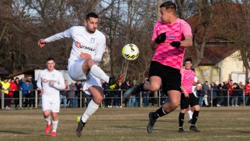Nézőrekord mellett zajlott vasárnap délután a Csabacsűdi GyLSE - Szarvasi FC 1905 megyei első osztályú labdarúgó mérkőzés