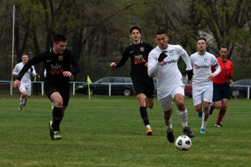 Furár gólba tartó labdáját Zima segítette a kapuba