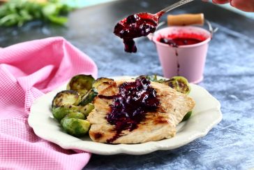 Áfonyás pulykamell kelbimbóval