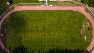 A Szarvasi FC 1905 pályája még a felújítások előtt 2020. május 28-án
