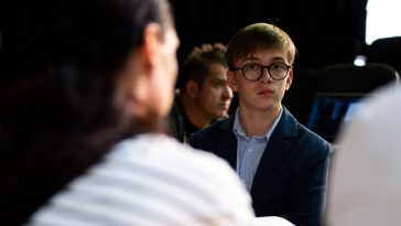 Vályi Boldizsár Az Akácember 2022. május 2-i olvasópróbáján