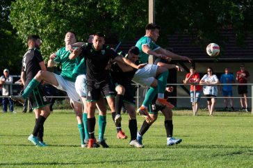 Tumultus a sarkadi kapu előtt