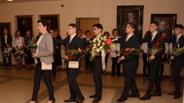 Ballagó osztály a Vajda Péter Evangélikus Gimnáziumban 2022. április 30-án.