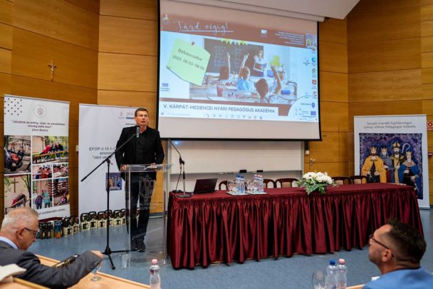 Bíró Gyula az V. Kárpát-medencei Nyári Pedagógus Akadémián