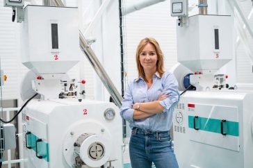 Valentinyi Fruzsina a Valoryz Production Kft. modern telephelyén