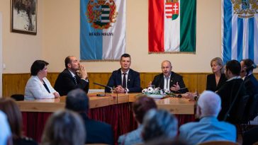 Ülésezik Békésszentandrás Nagyközség Önkormányzatának képviselő-testülete. A fotó a2022. november 26-i ünnepi ülésen készült.