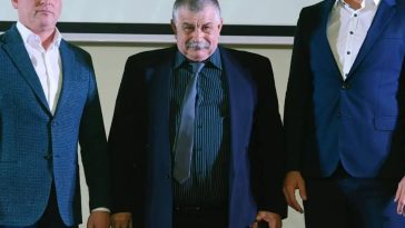 Schmidt Gábor, az MKKSZ elnöke, Bátor György és Boros Gergely szakmai igazgató