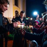 Zahorecz Pál evangélikus lelkész gyújtotta meg a harmadik, az öröm gyertyáját vasárnap délután