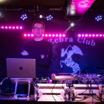 Schőn Peti, alias DJ Schőn a Zebrában zenélt tegnap este