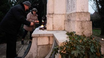 A Hősök emlékművénél emlékeztek a szentandrásiak a Doni katasztrófa 80. évfordulóján