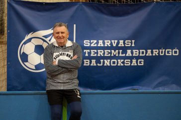 Orovecz József szülinapi hangulatban kiosztott 4 sárgát és 2 pirosat