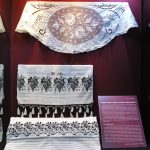 Gazsó Rozália kelengyéjének darabjai is a kiállítás részei