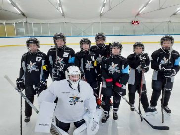 A Szarvasi Jégkorong SE U12-es csapata 2023. március 5-i szezonzáró fordulón