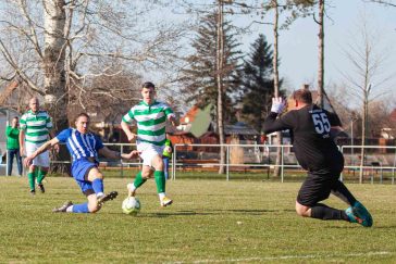 Balázs Milán lövését még fogta Tóth Krisztián, de az ívben kipattanó labdát a szentandrási támadó a tizenhatos vonaláról hátra ollózva rúgta a hálóba
