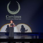 Dr. Dósa Zsuzsa , a Cervinus Teátrum művészeti igazgatója.