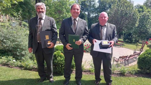 A Körös-Maros Nemzeti Park Nagy István agrárminiszter által 2023-ban díjazott munkatársai: Szél Antal István, Vizes Tibor és Tóth Imre.